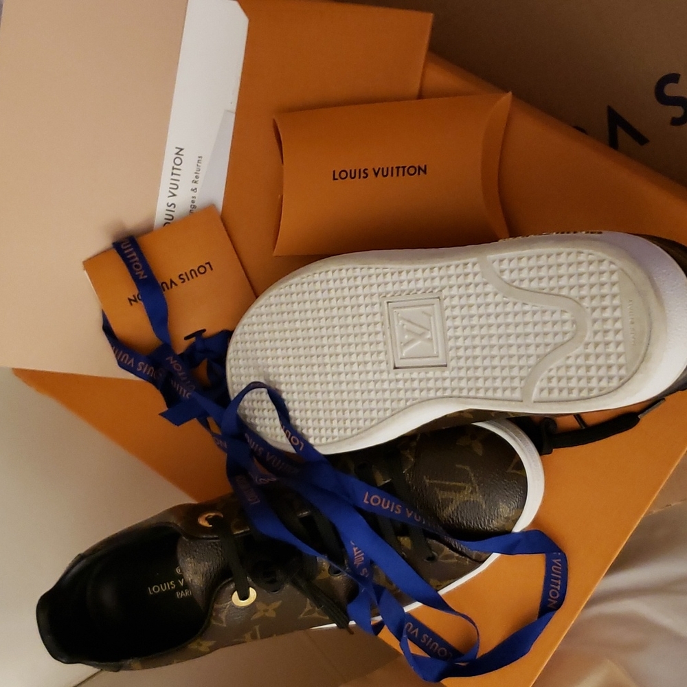 BNIB LOUIS VUITTON FRONT ROW SNEAKERS - Picture 7 of 8
